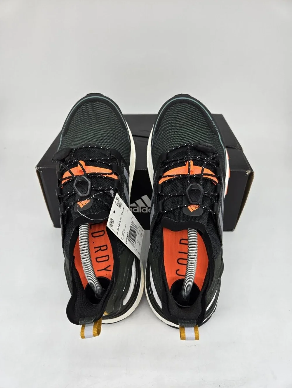 Adidas Men's UltraBoost Cold.RDY Q46488 Black Signal Orange Running Shoes Size 8